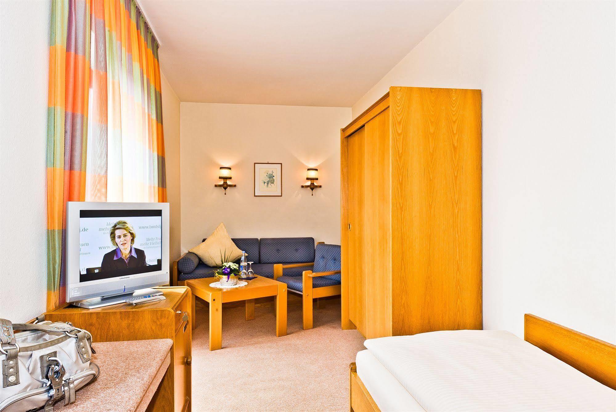 Hotel Merian Rothenburg Rothenburg ob der Tauber Exterior photo
